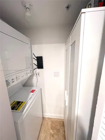 $5,800 | 650 West Avenue, Unit 2804, Miami Beach, FL 33139