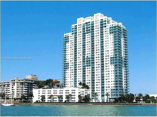 $5,800 | 650 West Avenue, Unit 2804, Miami Beach, FL 33139