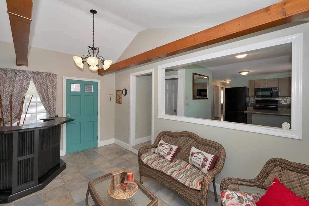 30 Gorman Lane Springfield, MA 01118 - Photo 3 of 31 Gallery Image 3