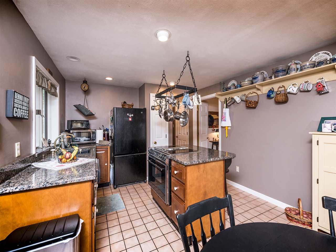 144 Clay Hill Road York, ME 03902 - Photo 9 of 32