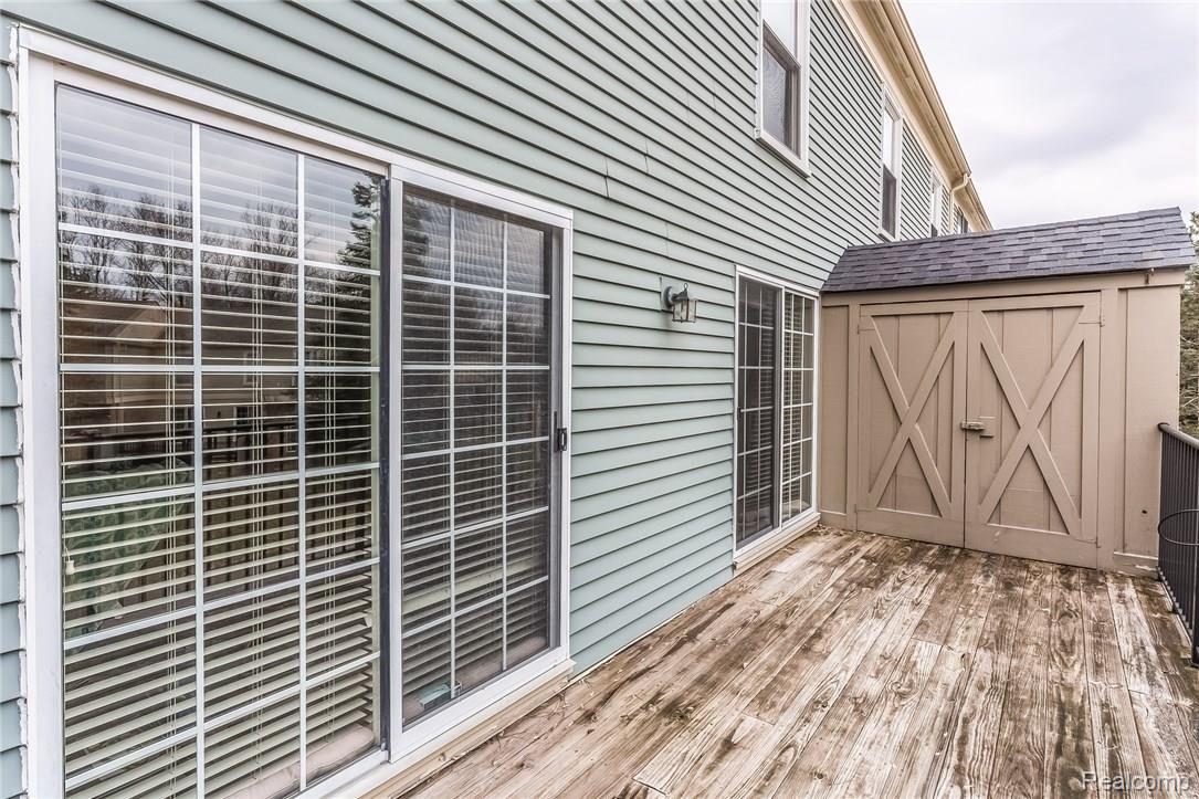 1317 Wagon Wheel Lane Rochester, MI 48306 - Photo 22 of 26 034-3743024-medium.jpg