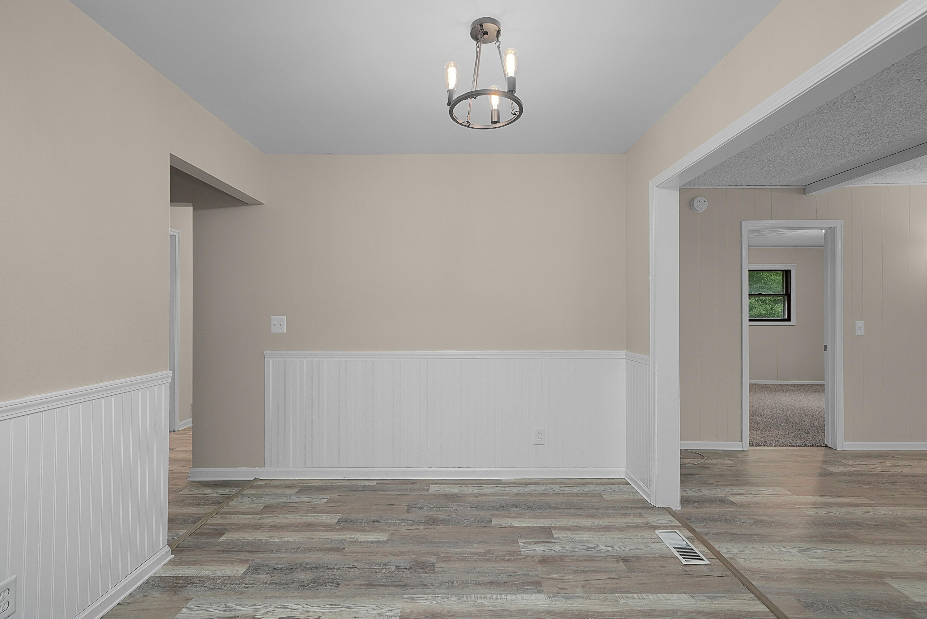 1131 Bridge Road Allegan, MI 49010 - Photo 11 of 28 DSC04710