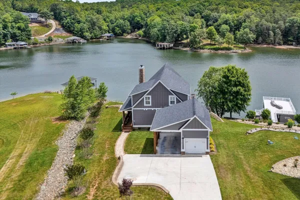 $1,395,000 | 3 Augusta Way, Wirtz, VA 24184