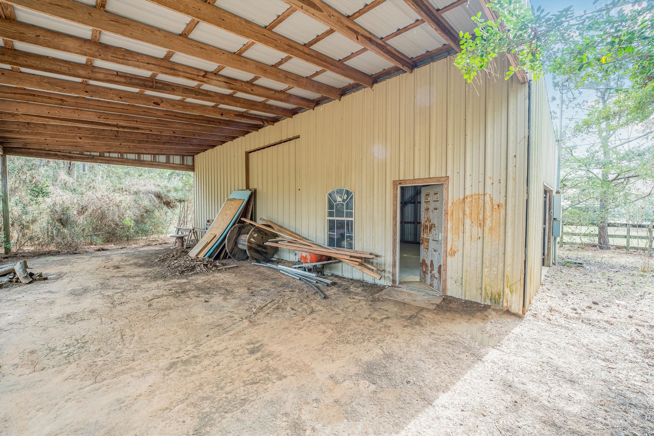 111 Whispering Meadow Magnolia, TX 77355 - Photo 14 of 49 Amazing Storage