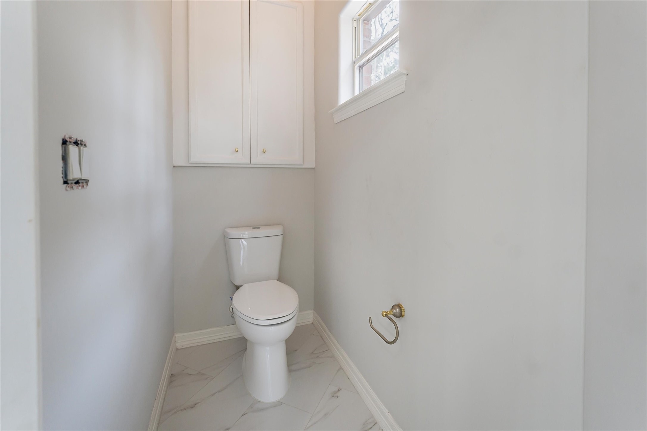 111 Whispering Meadow Magnolia, TX 77355 - Photo 28 of 49 Master Bathroom, separate shower