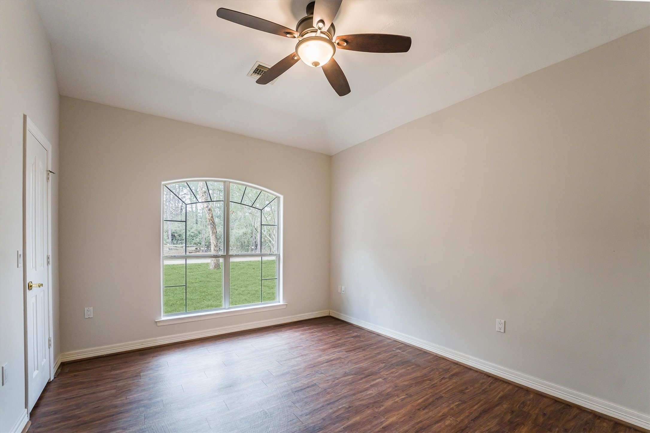 111 Whispering Meadow Magnolia, TX 77355 - Photo 46 of 49 Guest Bedroom #1