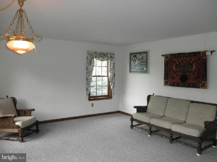 473 Eagle Road Kutztown, PA 19530 - Photo 3 of 20 Gallery Image 3