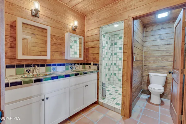 $5,750,000 | 2 Scenic Ridge Road South, Alpine, TX 79830