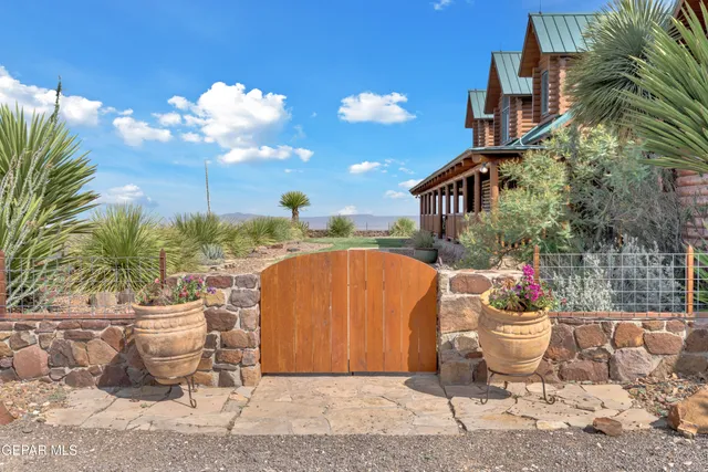 $5,750,000 | 2 Scenic Ridge Road South, Alpine, TX 79830