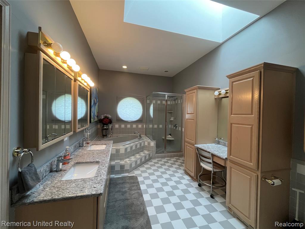 4533 Horseshoe Road Waterford, MI 48328 - Photo 29 of 31