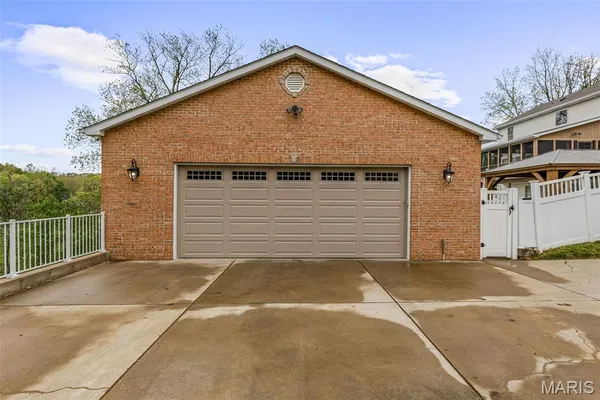 $649,000 | 19 Christina Drive, Pevely, MO 63070