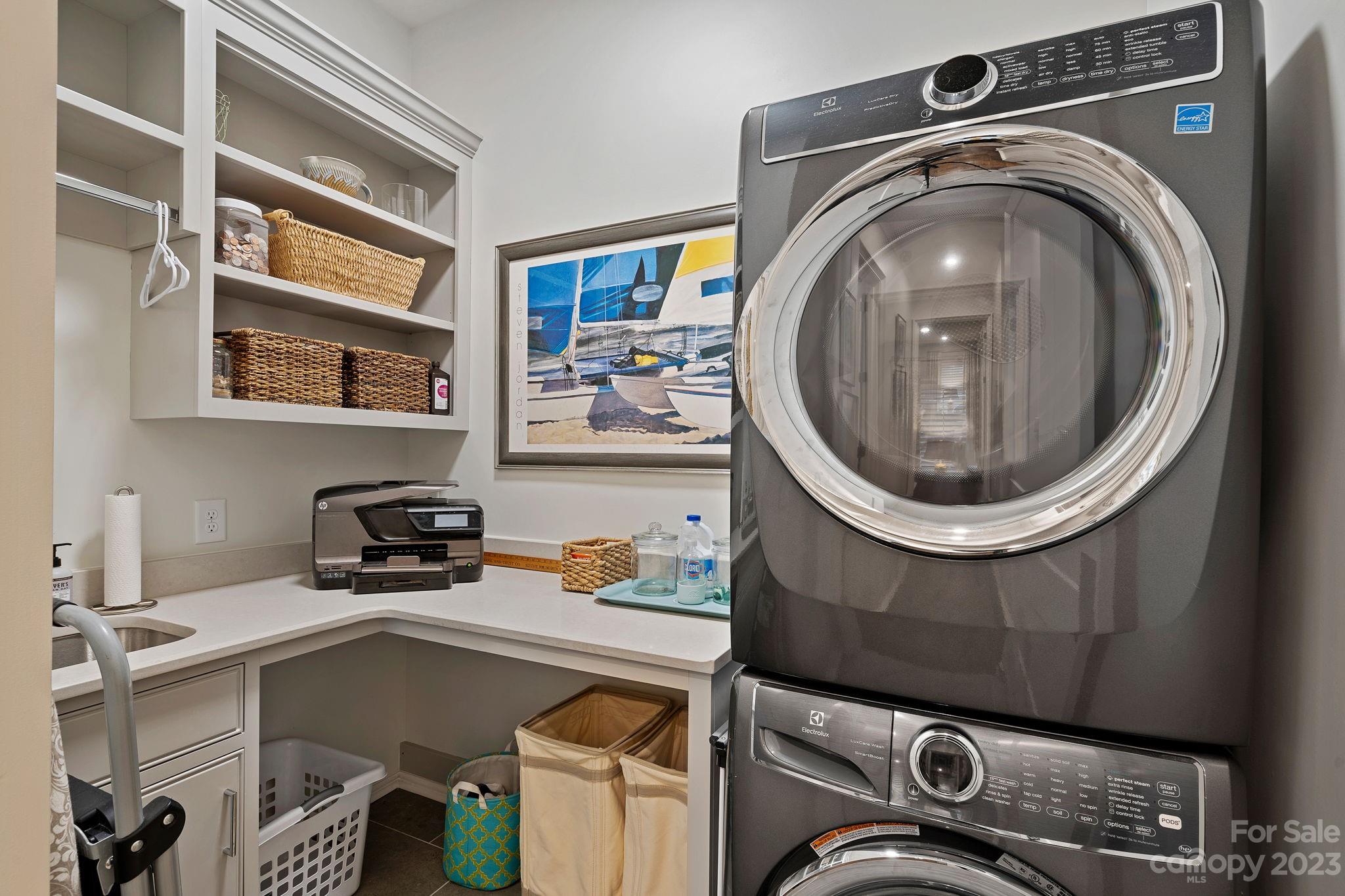1401 Audubon Road Charlotte, NC 28211 - Photo 14 of 39 a utility room with sink dryer and washer