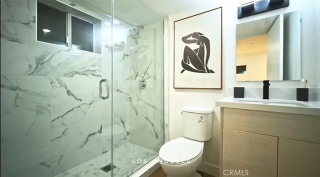 $1,080,000 | 1245 North New Hampshire Avenue, Unit 9, Los Angeles, CA 90029