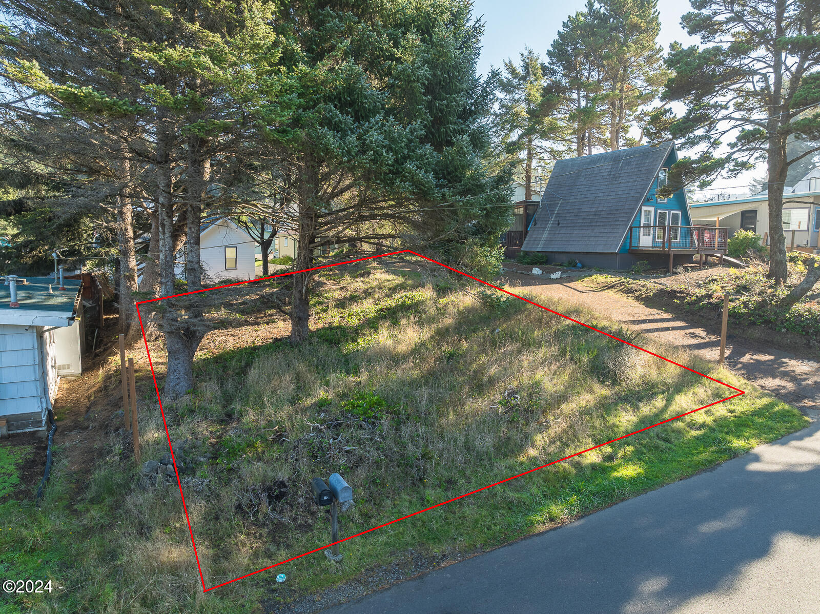 5000 Southeast Inlet Avenue Lincoln City, OR 97367 - Photo 1 of 21 -01