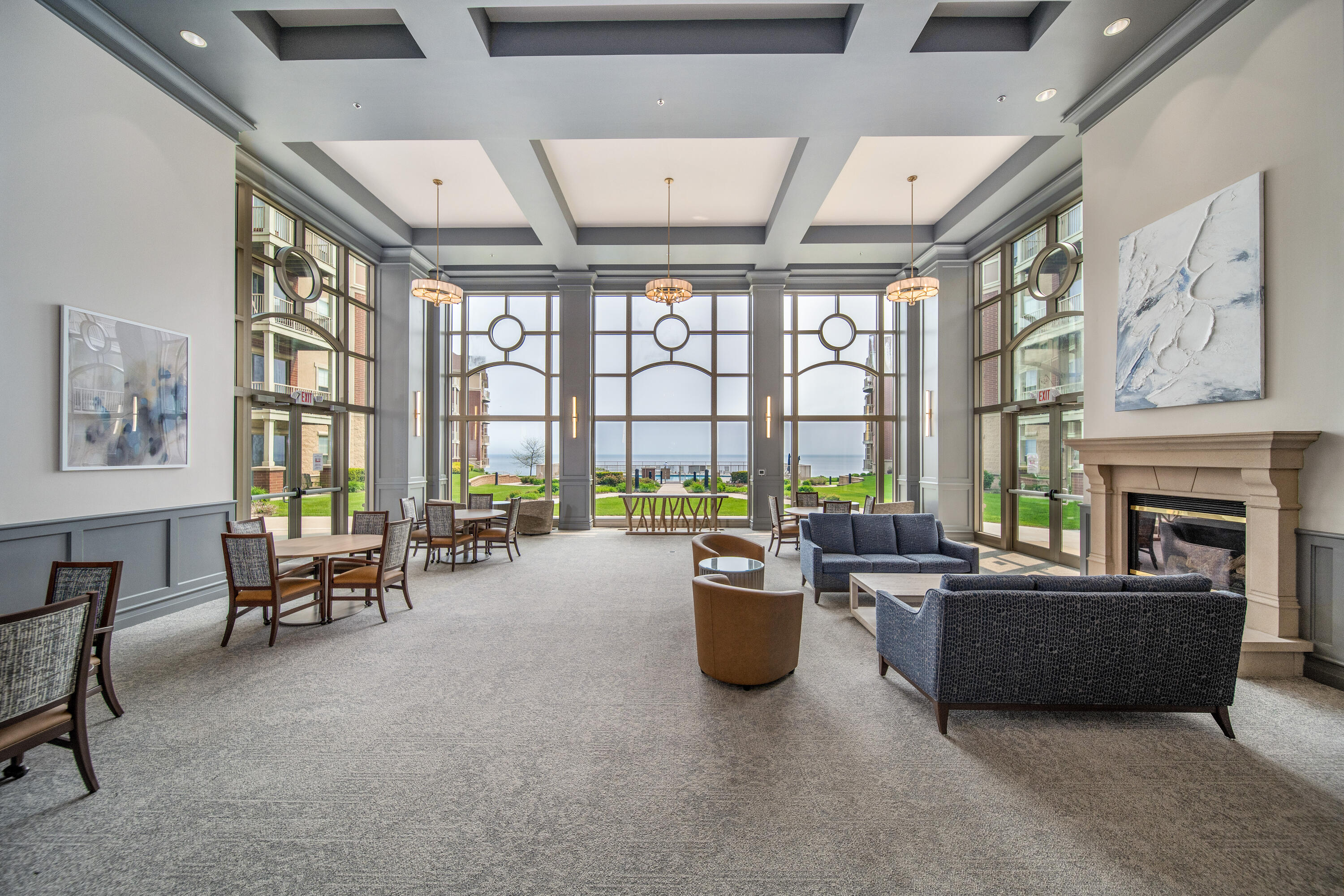 4100 South Lake Drive, Unit 201 St. Francis, WI 53235 - Photo 7 of 38 4. A Great Room 1