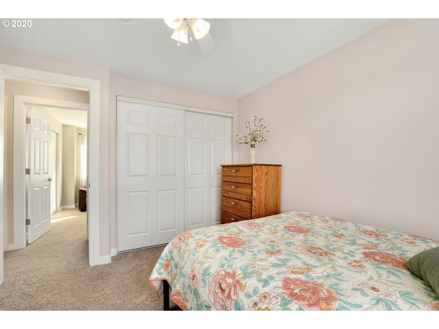 1033 Southeast Barnes Road Gresham, OR 97080 - Photo 17 of 25