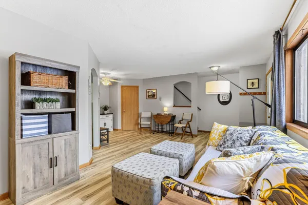 $179,900 | 46 East 13th Street, Waconia, MN 55387