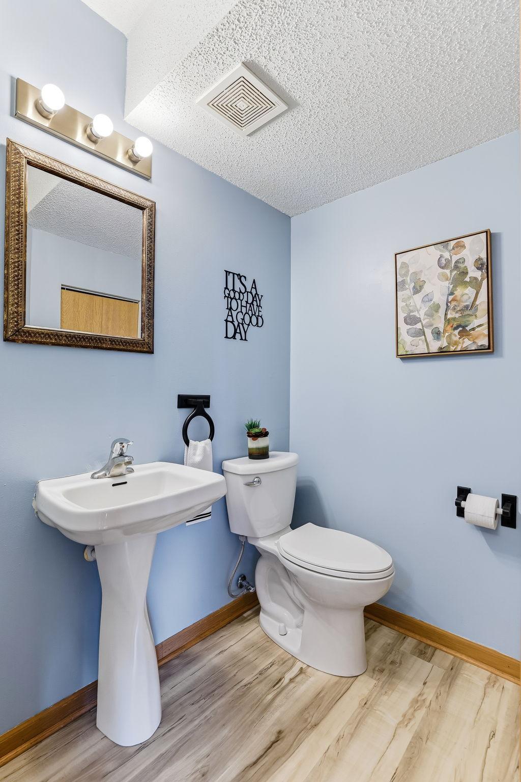 46 East 13th Street Waconia, MN 55387 - Photo 13 of 24