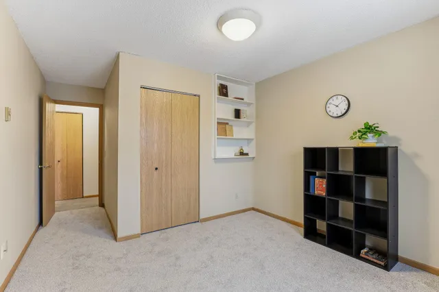 $189,900 | 46 East 13th Street, Waconia, MN 55387