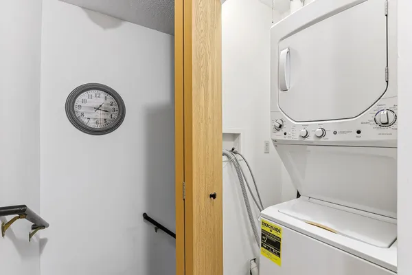 $179,900 | 46 East 13th Street, Waconia, MN 55387