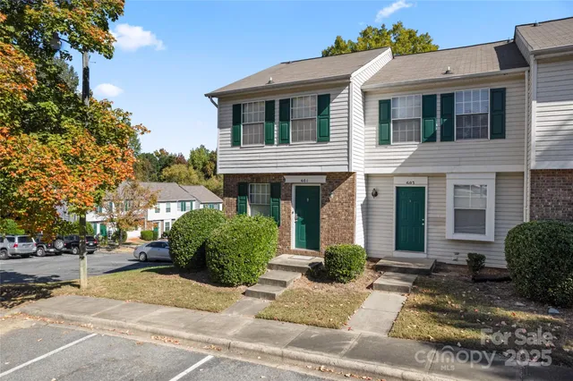 $220,000 | 601 Lex Drive, Charlotte, NC 28262