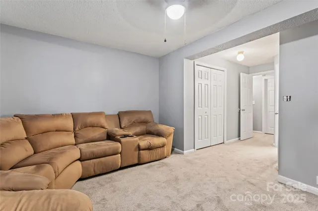 $220,000 | 601 Lex Drive, Charlotte, NC 28262