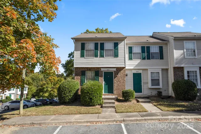 $220,000 | 601 Lex Drive, Charlotte, NC 28262