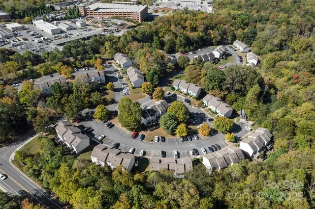 $220,000 | 601 Lex Drive, Charlotte, NC 28262