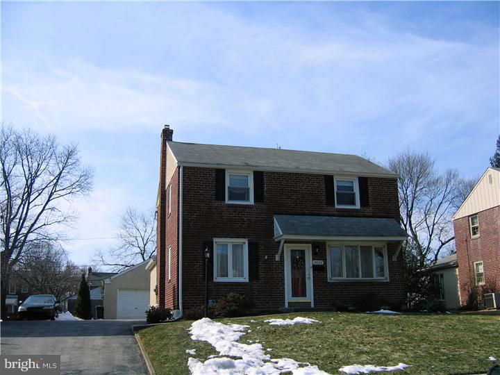 2636 Wendy Road Havertown, PA 19083 - Photo 2 of 23