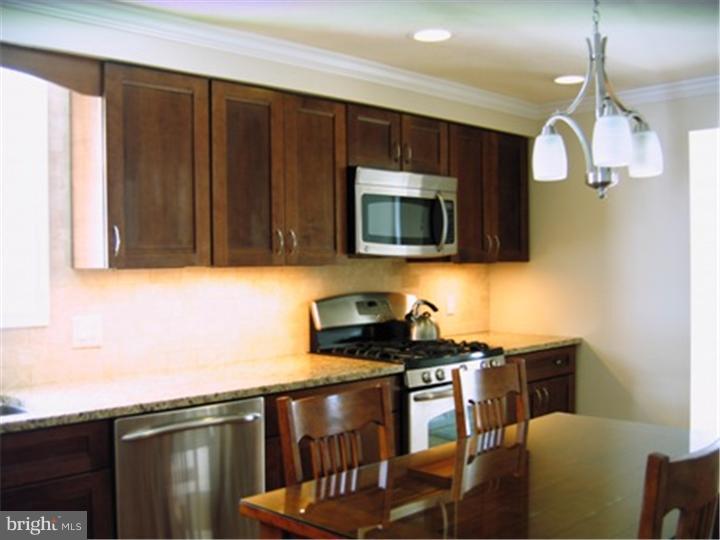 2636 Wendy Road Havertown, PA 19083 - Photo 8 of 23