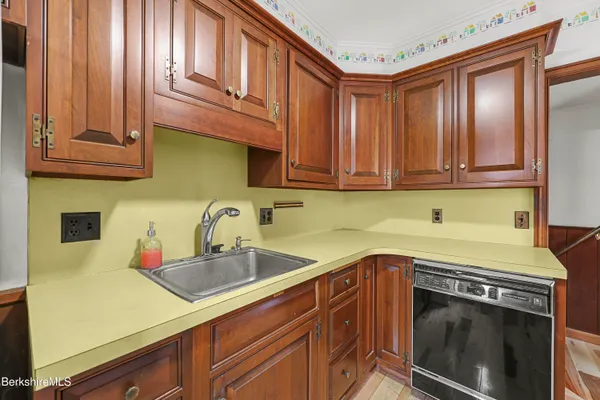 $259,900 | Undisclosed Address, Adams, MA 01220