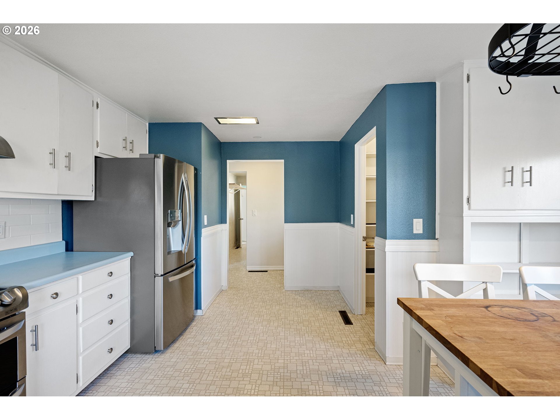 731 South River Road Cottage Grove, OR 97424 - Photo 17 of 48