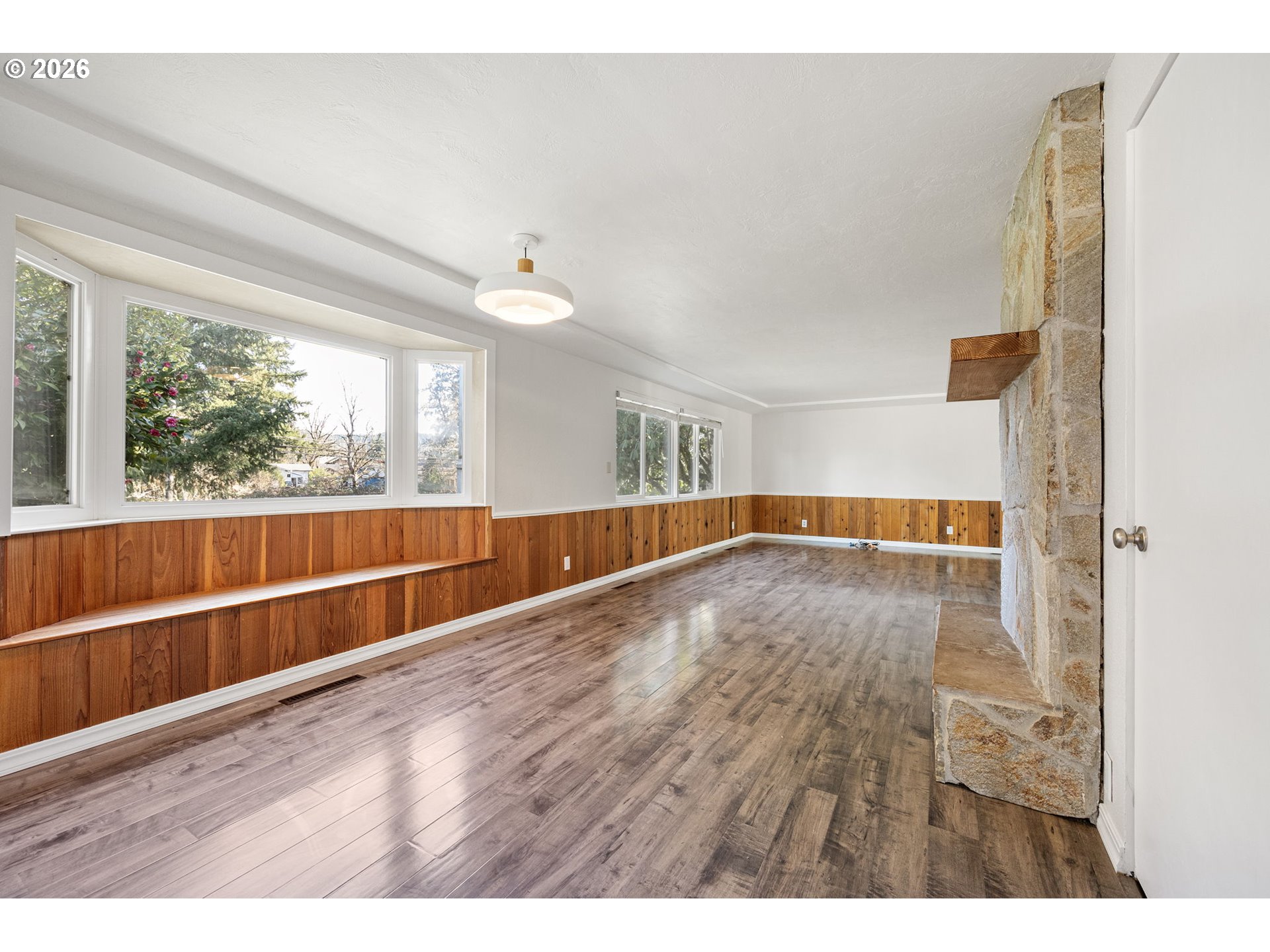 731 South River Road Cottage Grove, OR 97424 - Photo 20 of 48