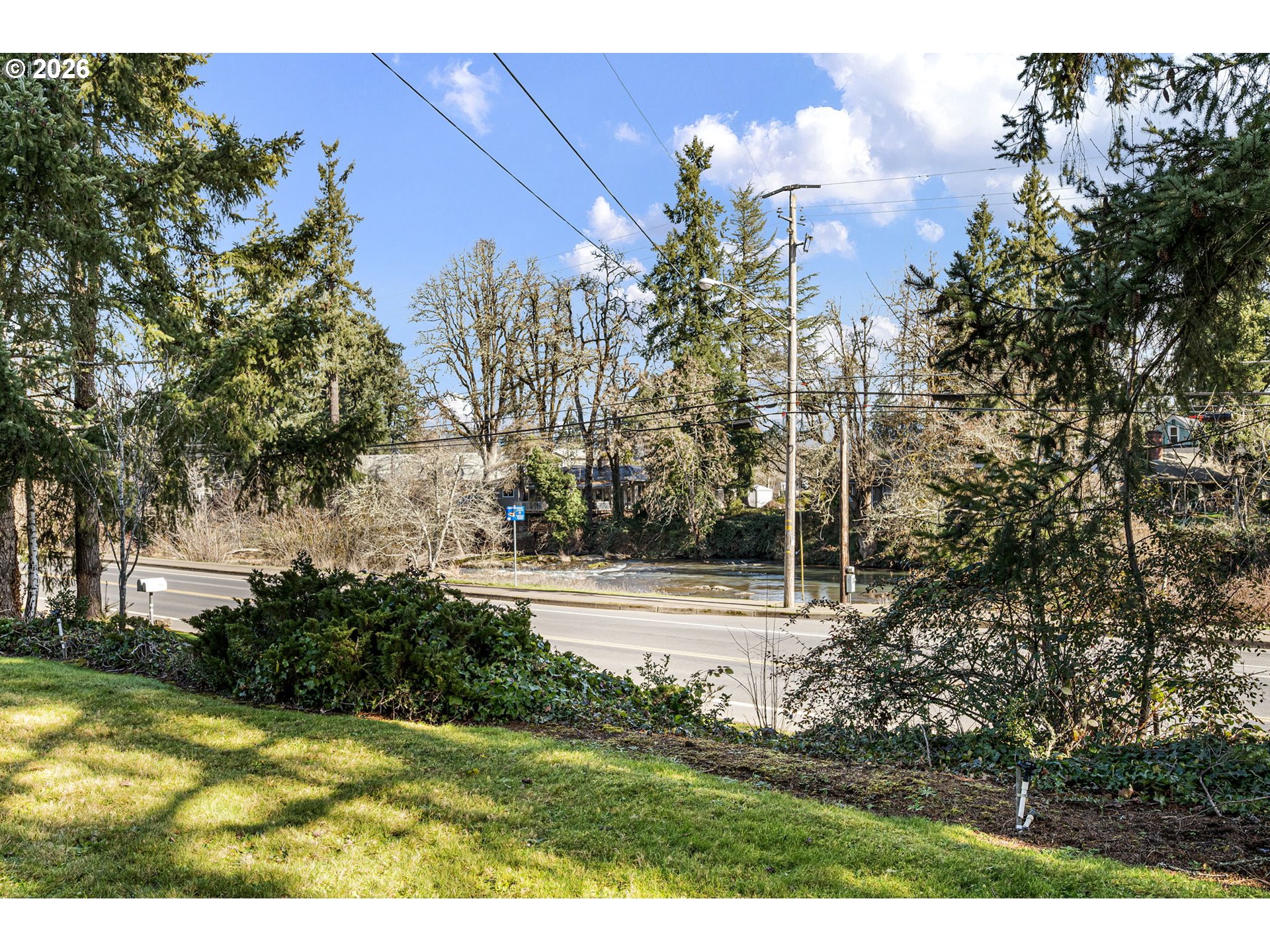 731 South River Road Cottage Grove, OR 97424 - Photo 10 of 48