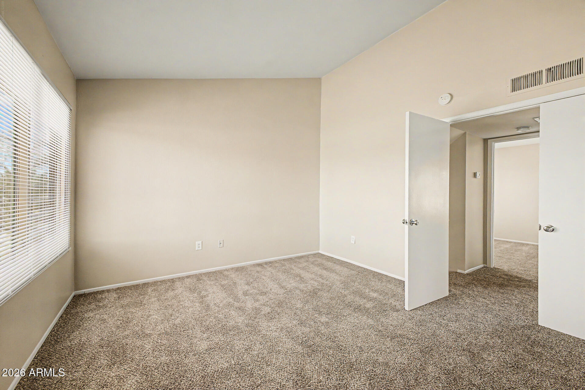 2415 West Greenway Road, Unit 3 Phoenix, AZ 85023 - Photo 14 of 40 15-Greenway