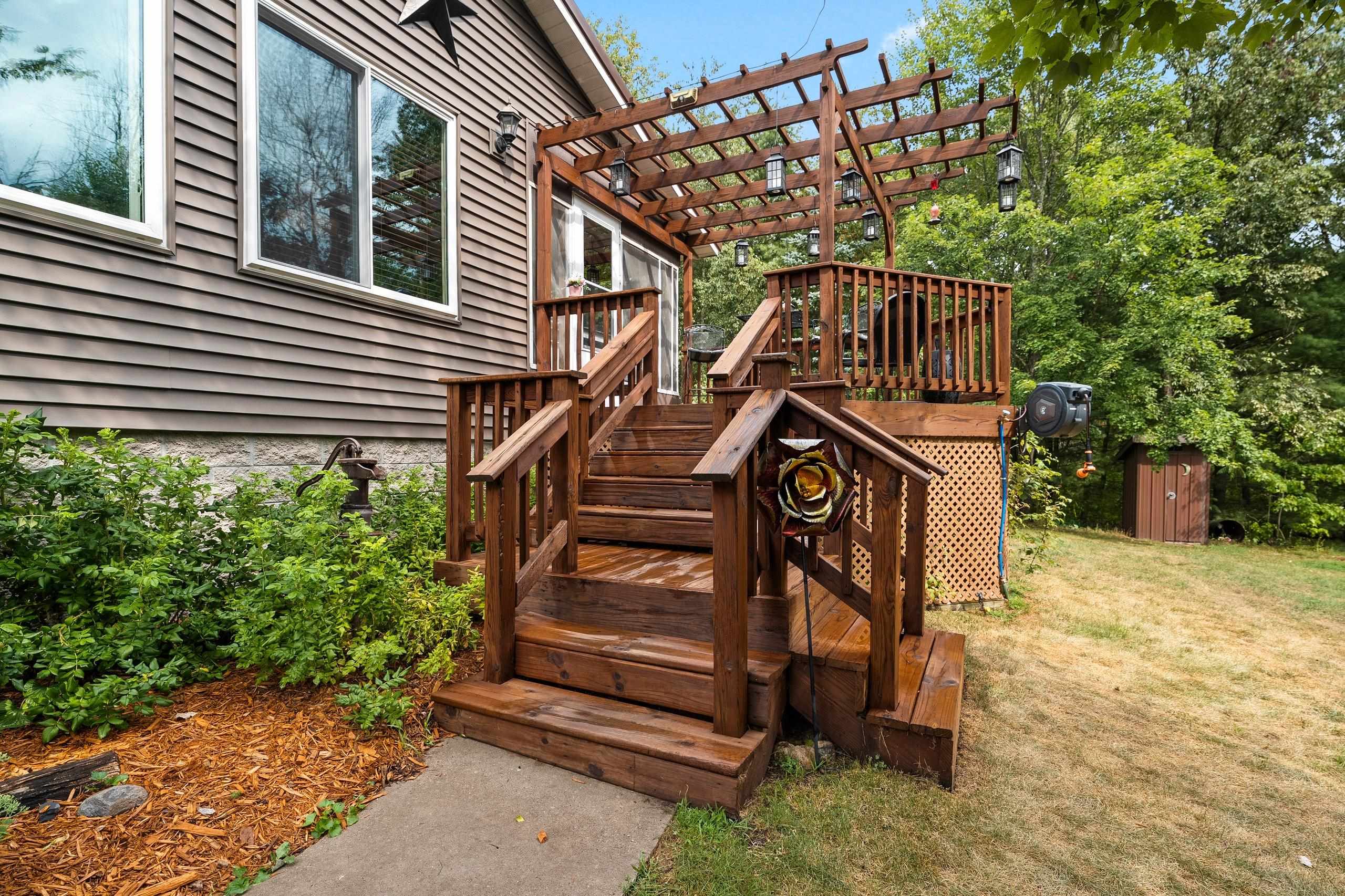 W11101 Sunset Valley Road Crivitz, WI 54114 - Photo 11 of 44 Gallery Image 11