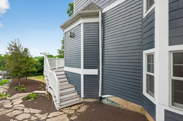 $995,000 | 60757 Beechwood Lane, Cassopolis, MI 49031