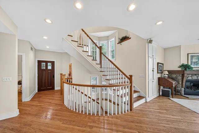 $995,000 | 60757 Beechwood Lane, Cassopolis, MI 49031