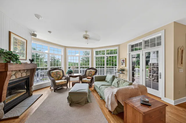 $995,000 | 60757 Beechwood Lane, Cassopolis, MI 49031