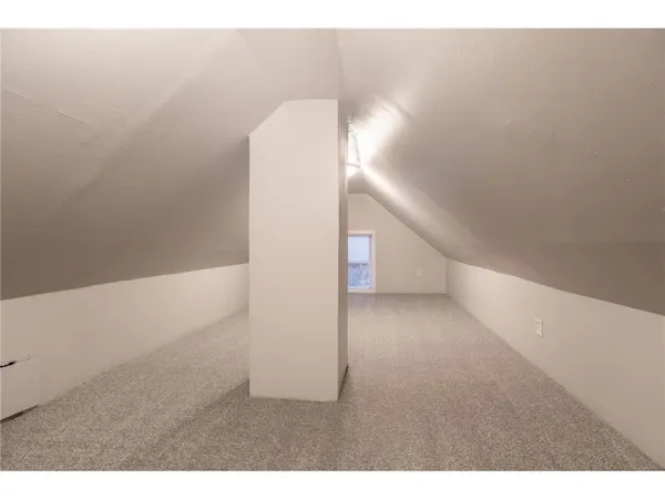 $2,600 | 3815 2nd Avenue South, Minneapolis, MN 55409