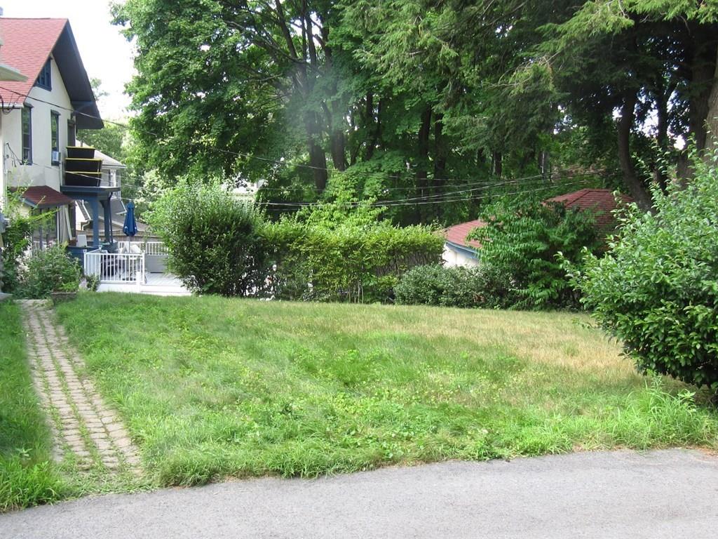 5 Kenilworth Road Worcester, MA 01602 - Photo 9 of 36 Gallery Image 9