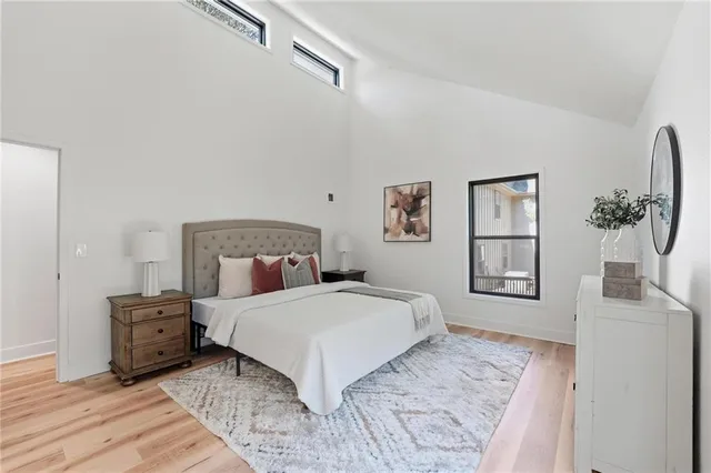 $440,000 | 527 Lancelot Drive, Liberty, MO 64068