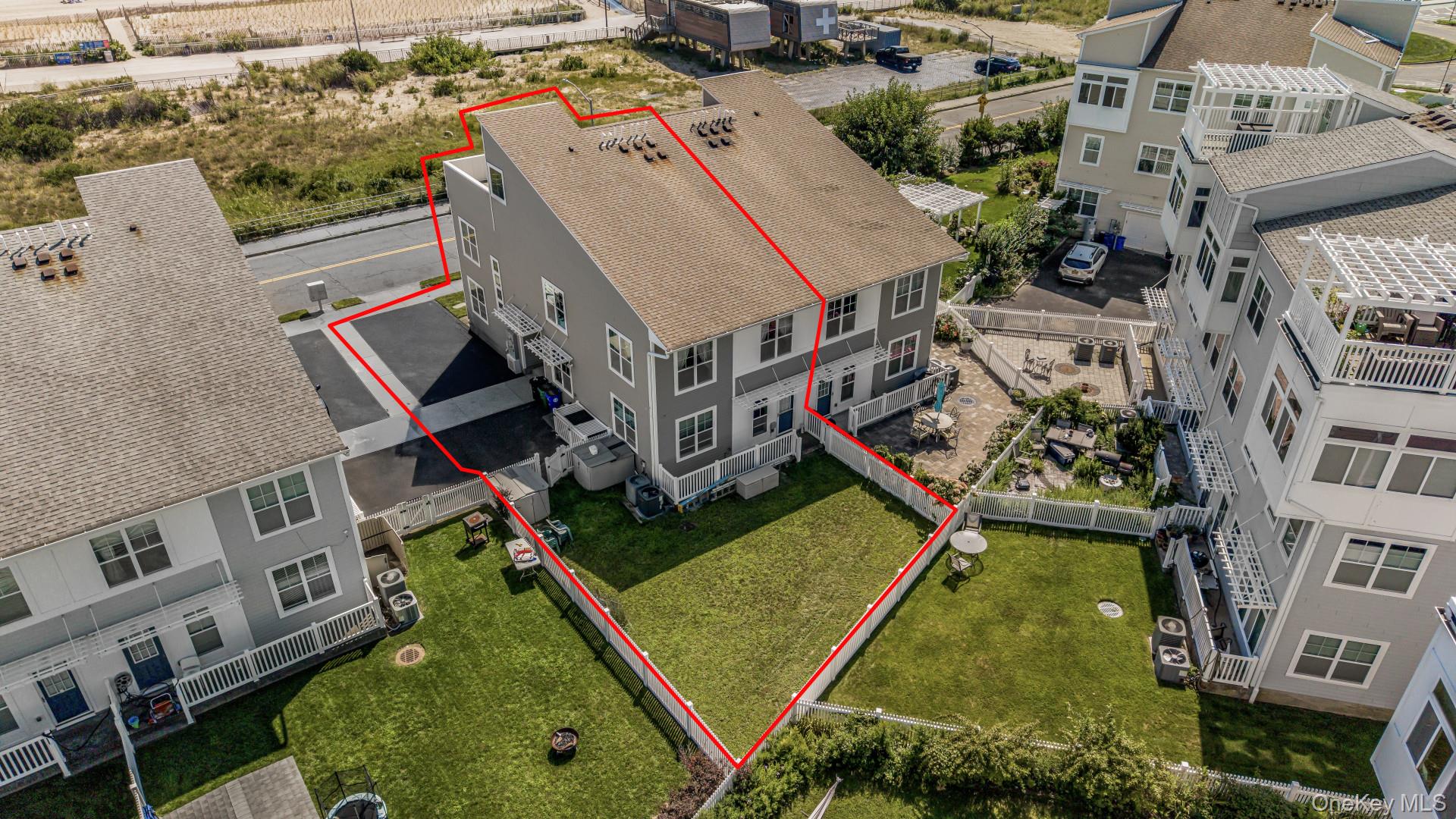 7110 Beach Front Road Queens, NY 11692 - Photo 3 of 30 Gallery Image 3