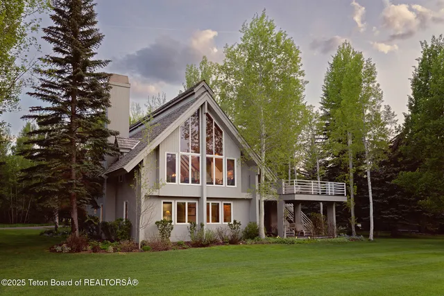 $5,500,000 | 3065 Mountain Maple Lane, Wilson, WY 83014