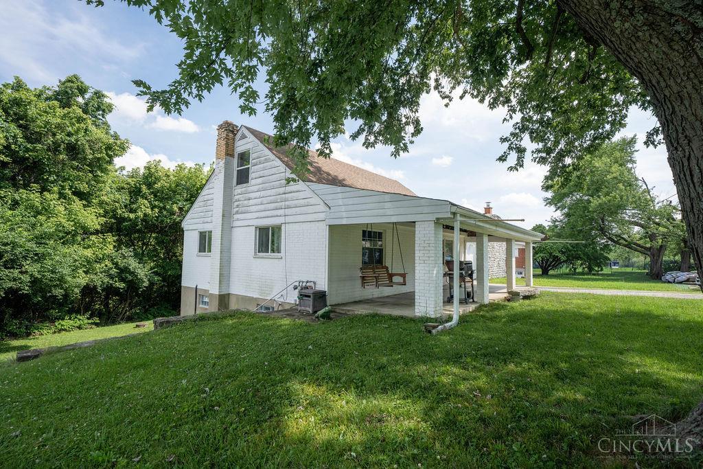 3036 Fiddlers Green Road Cincinnati, OH 45248 - Photo 5 of 38