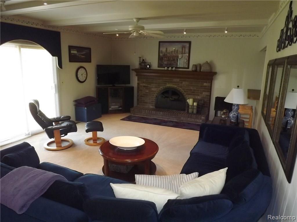 766 Lion Street Rochester Hills, MI 48307 - Photo 10 of 33