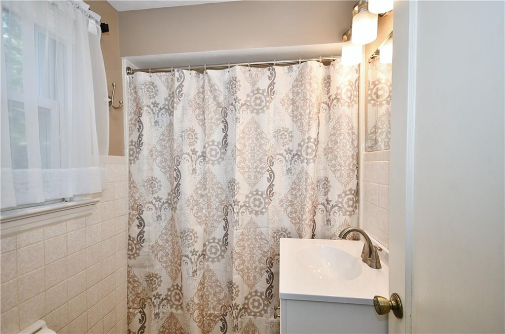 211 McMurray Road Pittsburgh, PA 15241 - Photo 14 of 24 Gallery Image 14