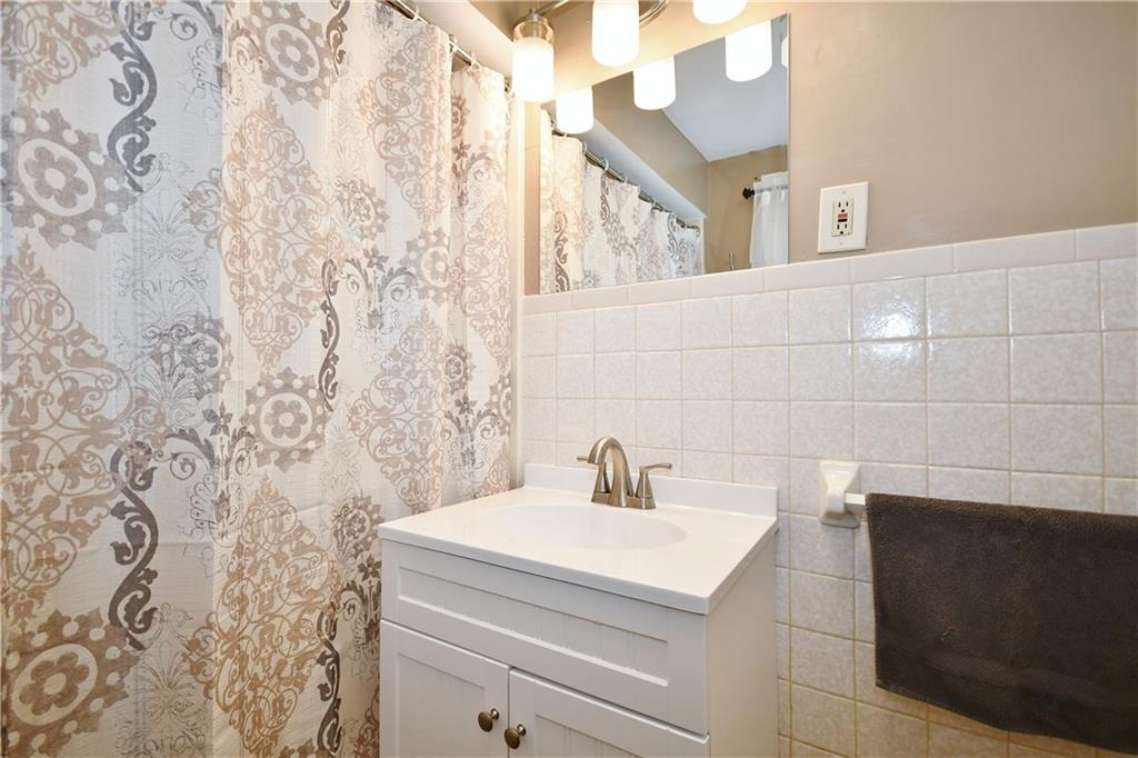211 McMurray Road Pittsburgh, PA 15241 - Photo 15 of 24 Gallery Image 15