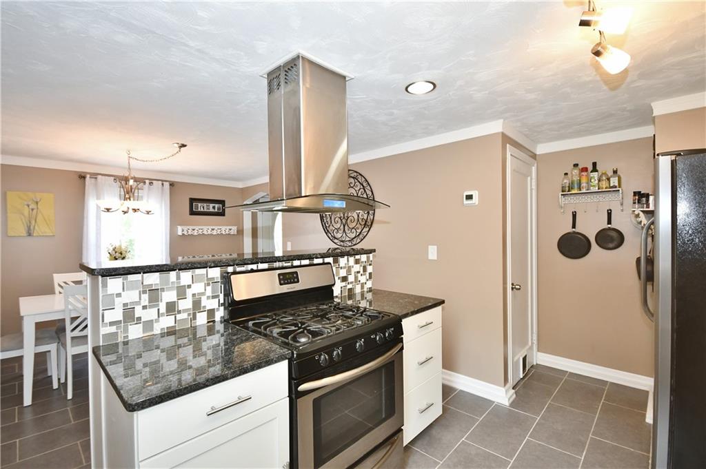 211 McMurray Road Pittsburgh, PA 15241 - Photo 4 of 24 Gallery Image 4