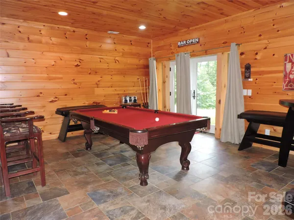 $699,500 | 103 Chucks Lane, Bakersville, NC 28705